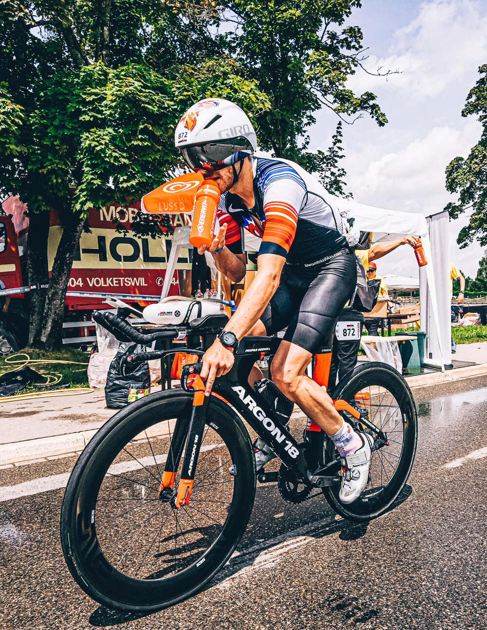 Il est absolument obligatoire de connaître la position des postes de secours sur le parcours cycliste pour ne pas manquer votre chance de faire le plein !